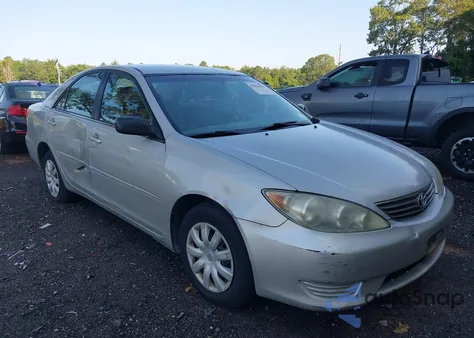 2006 Toyota Camry Le from USA, damaged, VIN 4T1BE32K06U707302